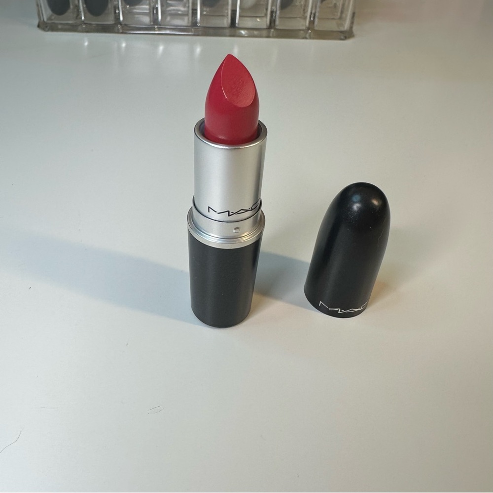 New MAC Cosmetics Matte Lipstick in No Faux Pas